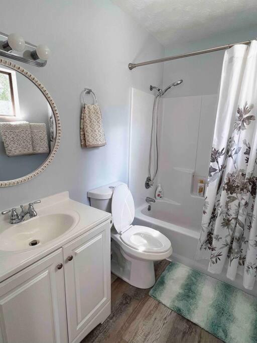 Charming House In Sevierville Family Friendly Quiet Location Close To Wilderness Exterior photo
